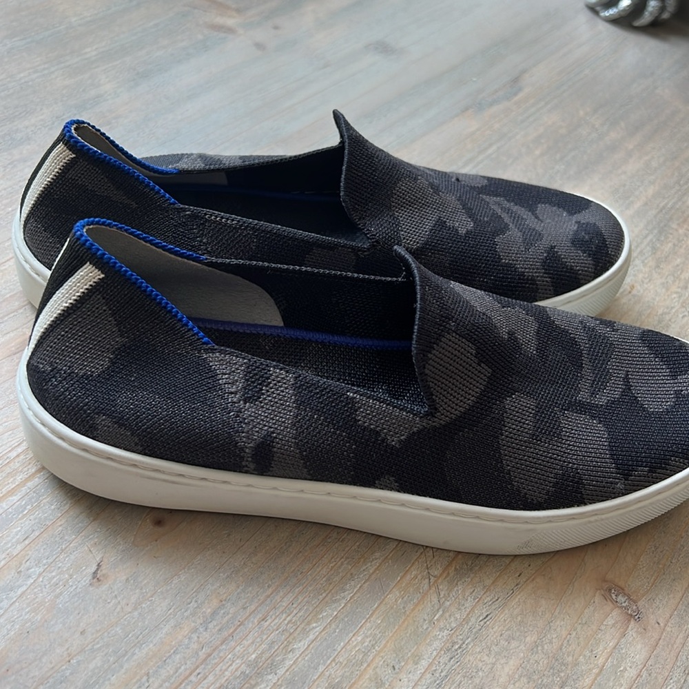 Rothy’s Slip-on woman’s sneaker, size 8, black and gray camo - Picture 2 of 5